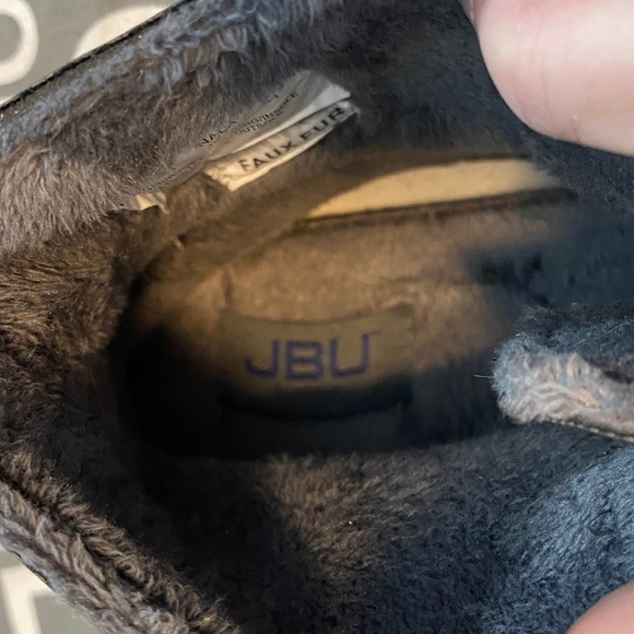 Jambu (JBU) new with tags, rubber duck books. - Picture 7 of 10